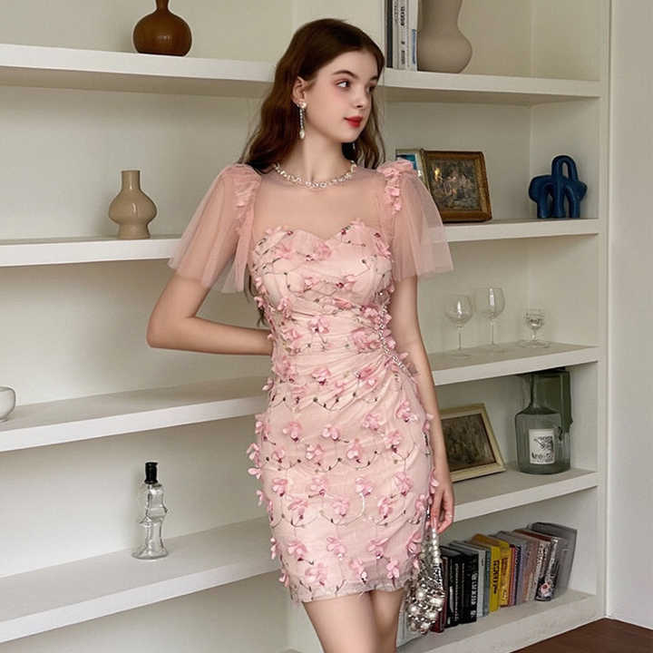 “Elegant Pink Bodycon Dress for Chic Style”